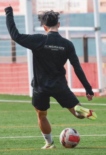 <em>Francisco R.</em>